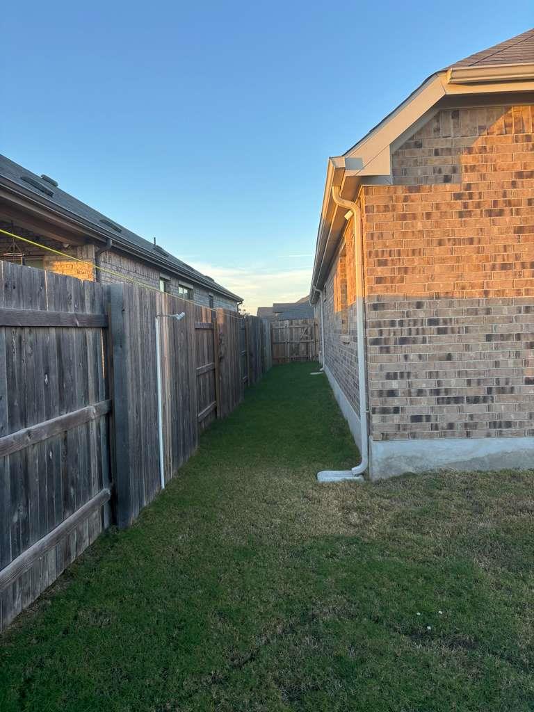 611 Durian Loop, Buda, TX 78610