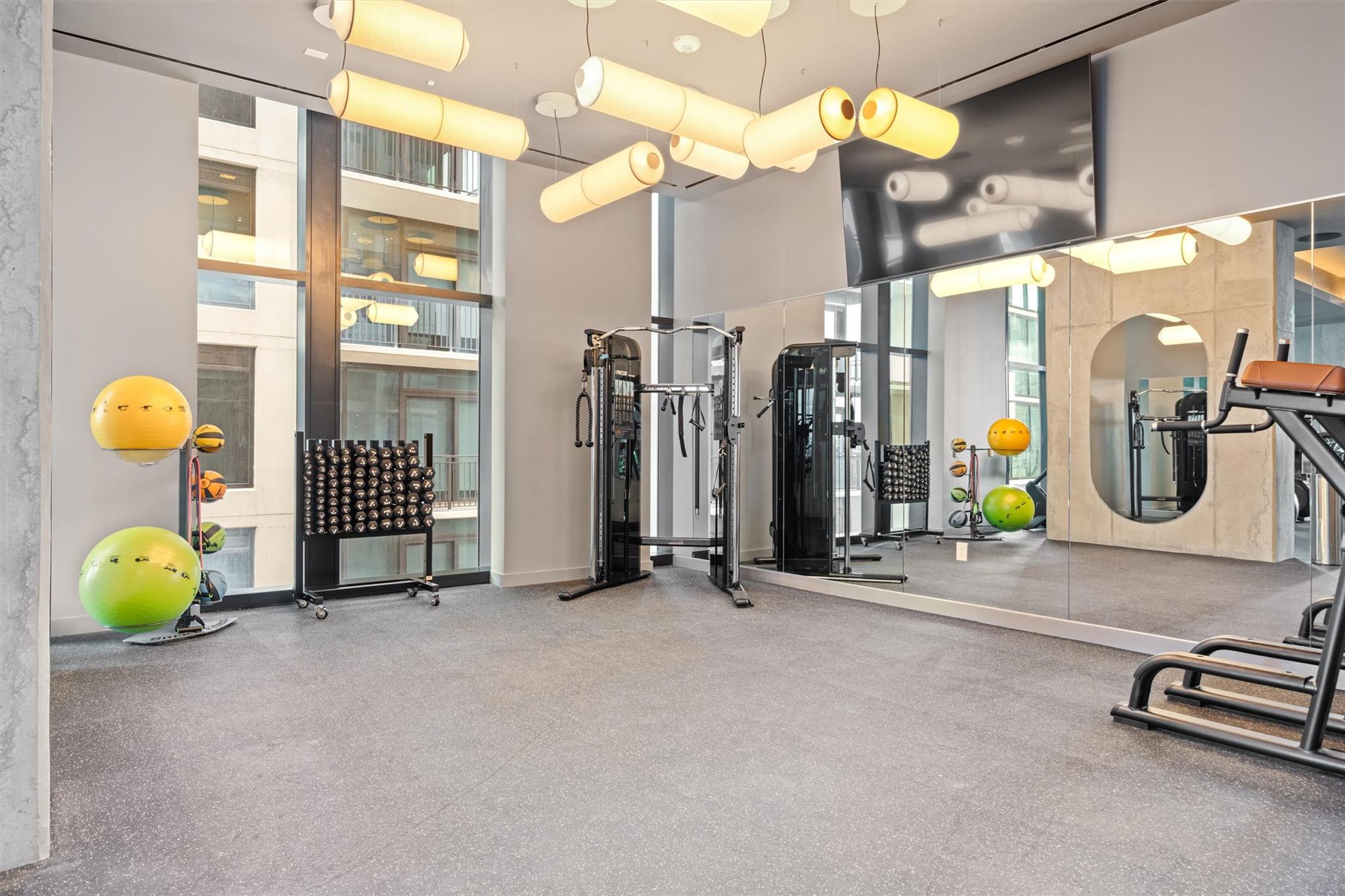 610 Davis St # 2909, Austin, TX 78701