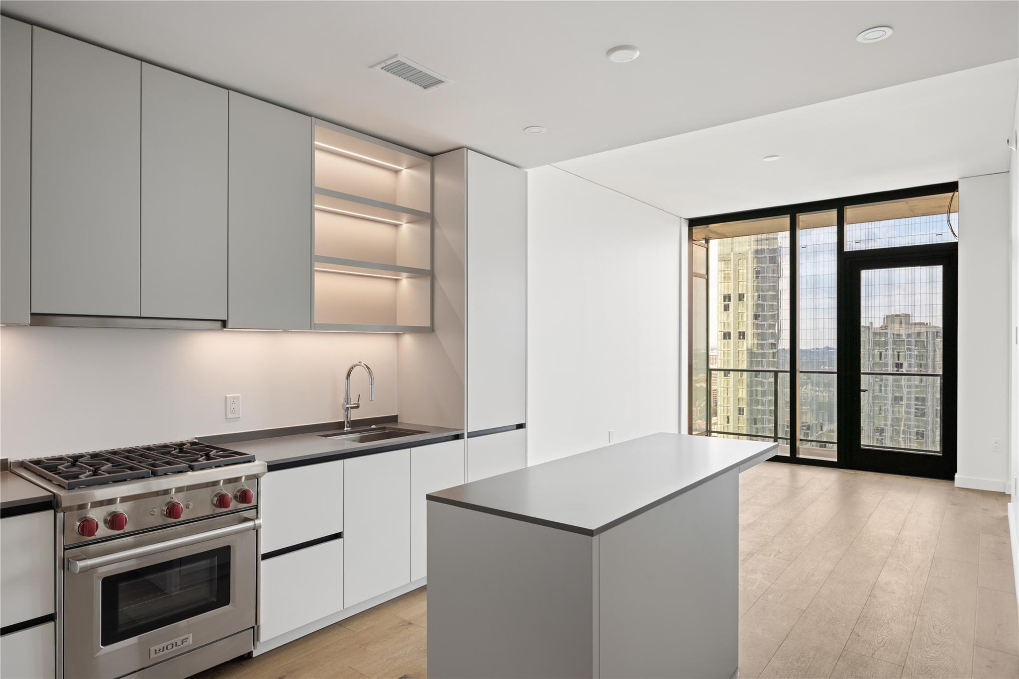 610 Davis St # 2909, Austin, TX 78701