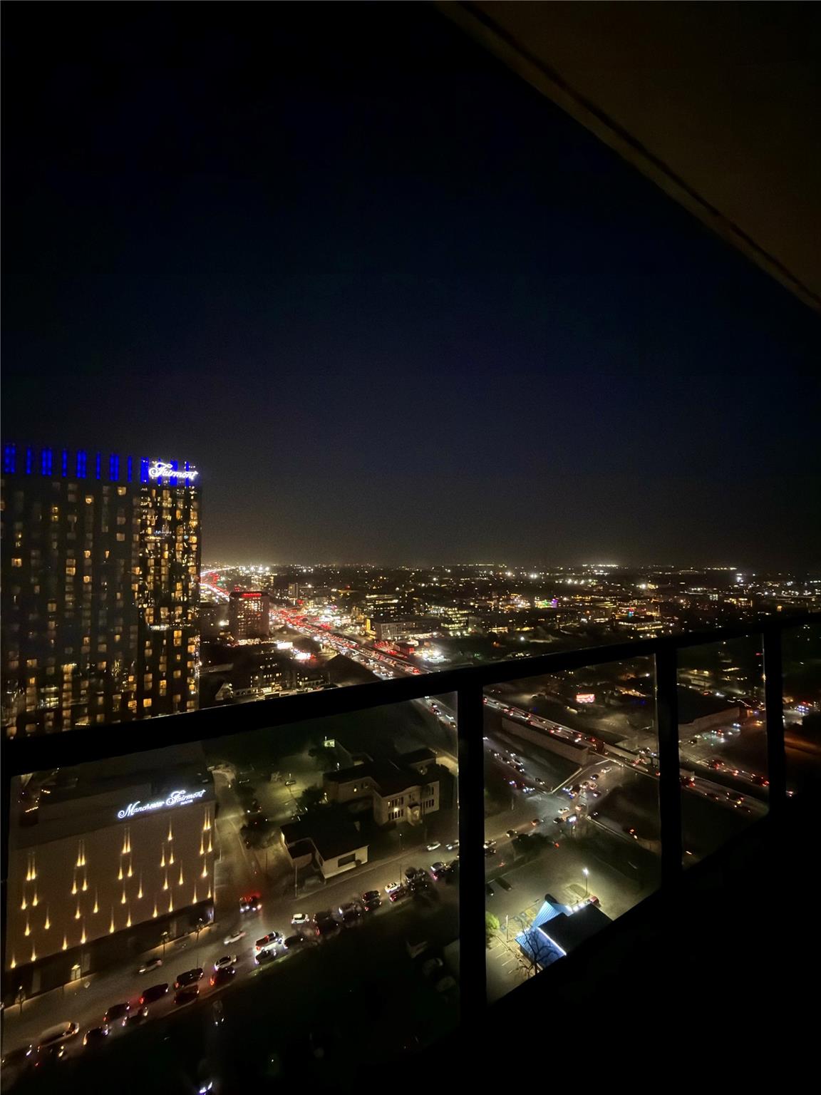 610 Davis St # 2909, Austin, TX 78701