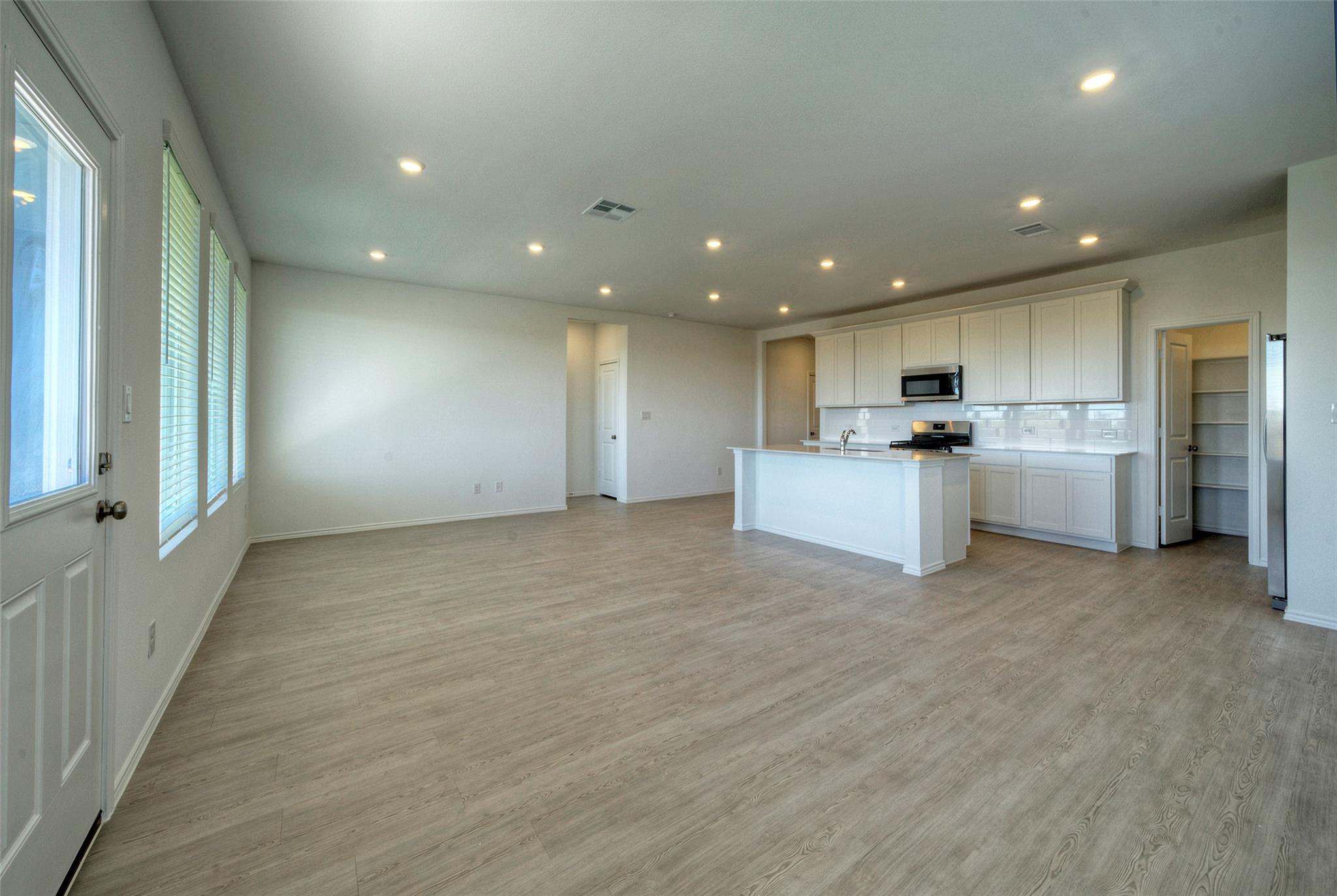 217 Twilight Breeze Way, Hutto, TX 78634