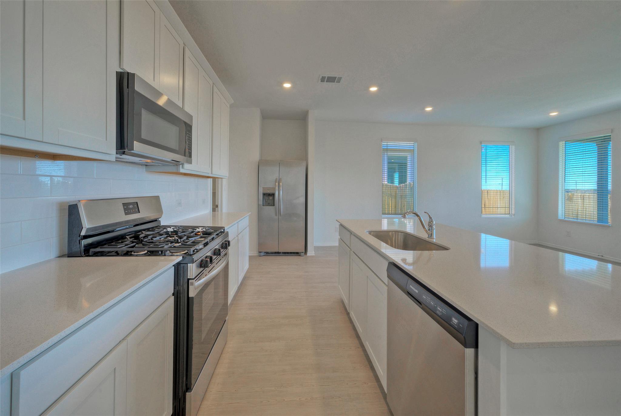 217 Twilight Breeze Way, Hutto, TX 78634