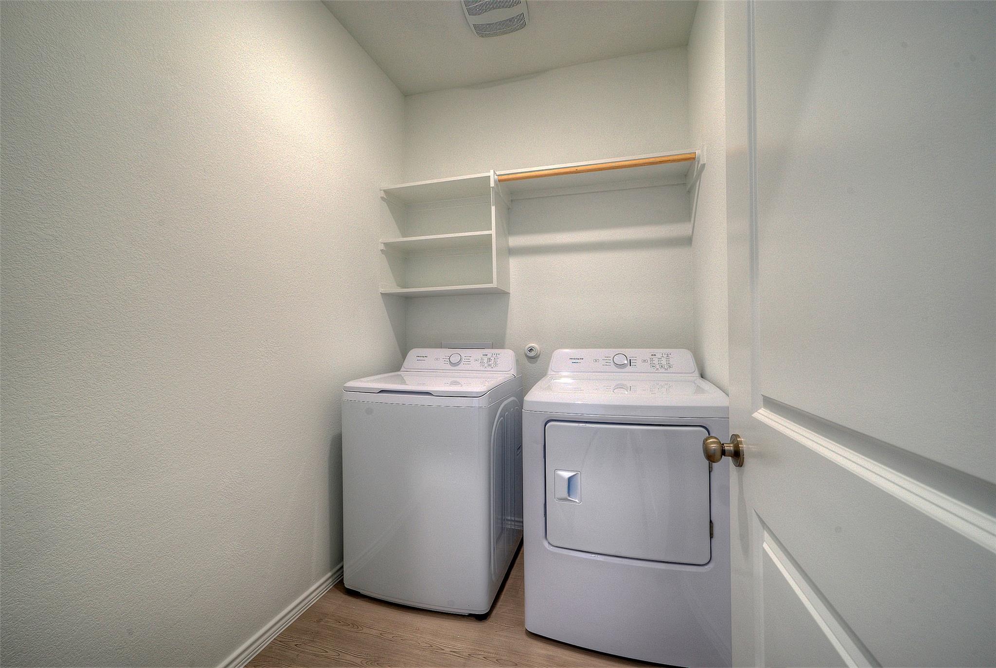 217 Twilight Breeze Way, Hutto, TX 78634