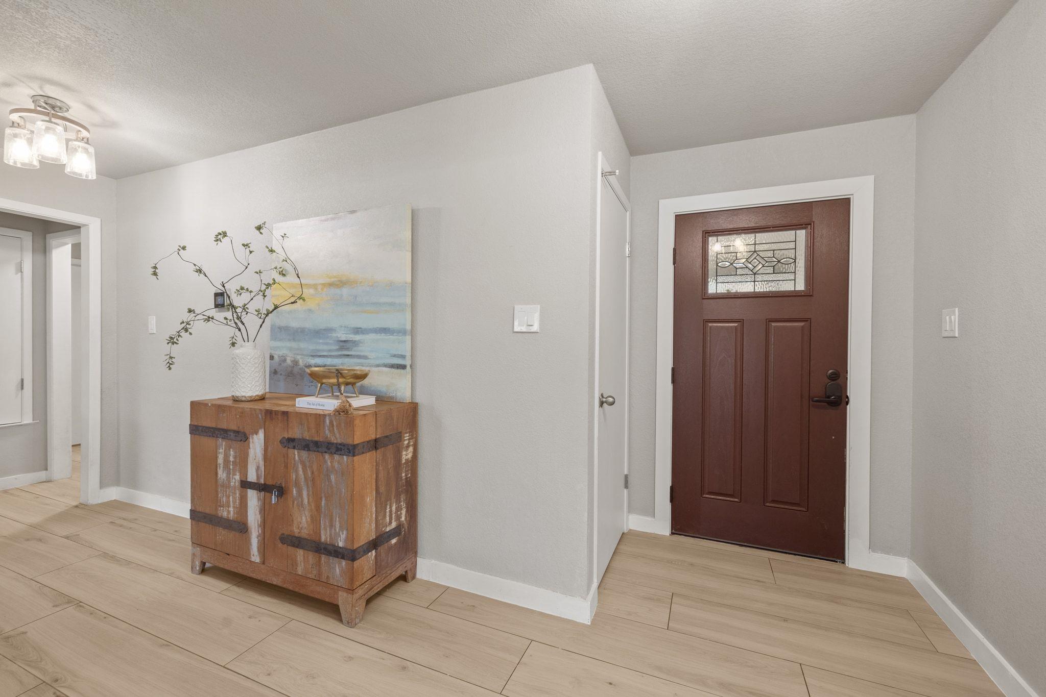 1805 Ryon Cv, Round Rock, TX 78681