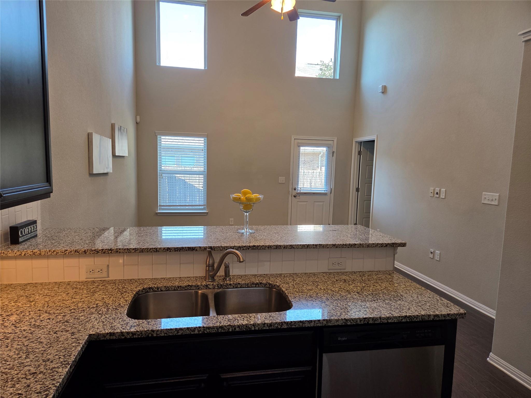 2304 S Lakeline Blvd # 452, Cedar Park, TX 78613