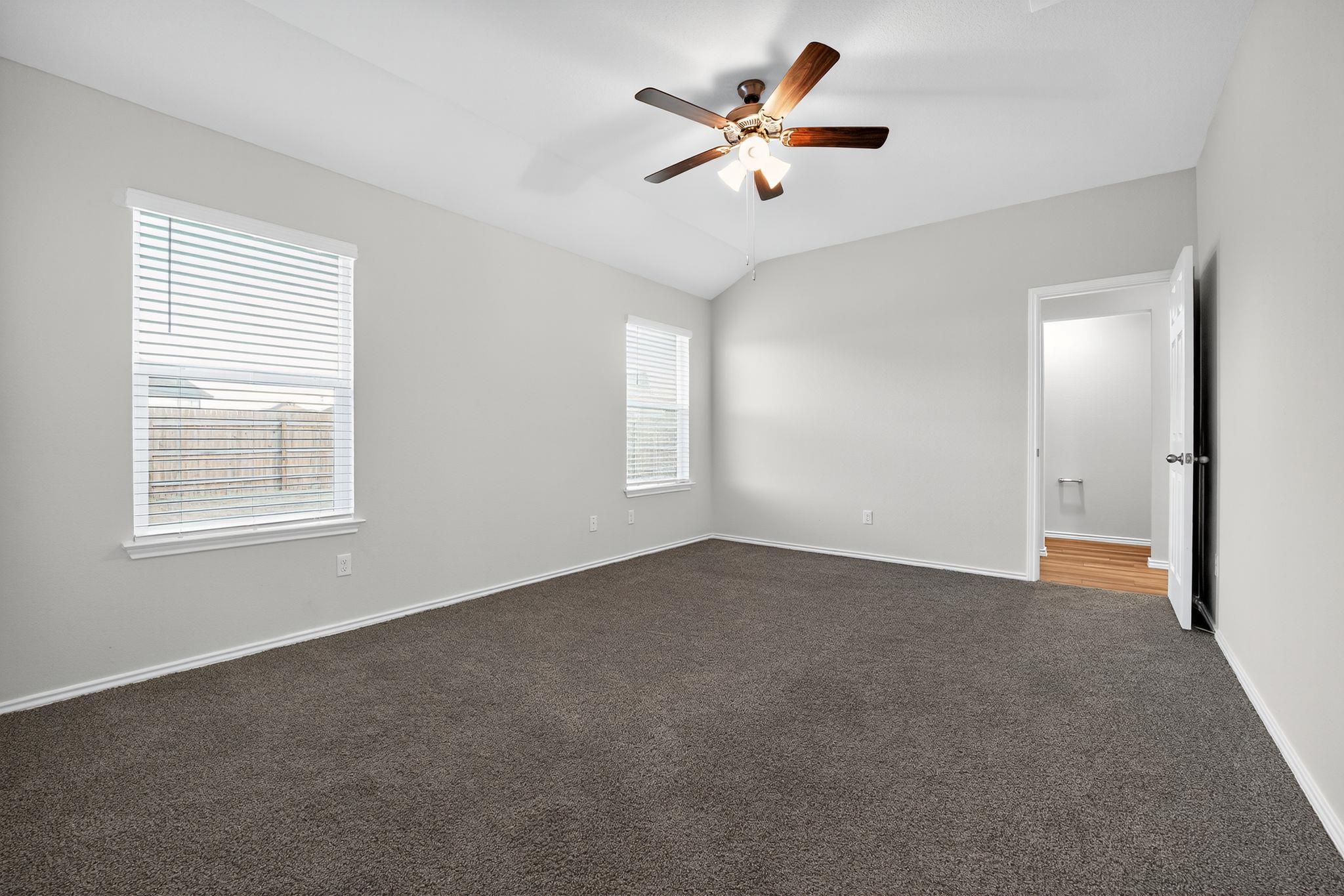 136 Watch Hl, Jarrell, TX 76537