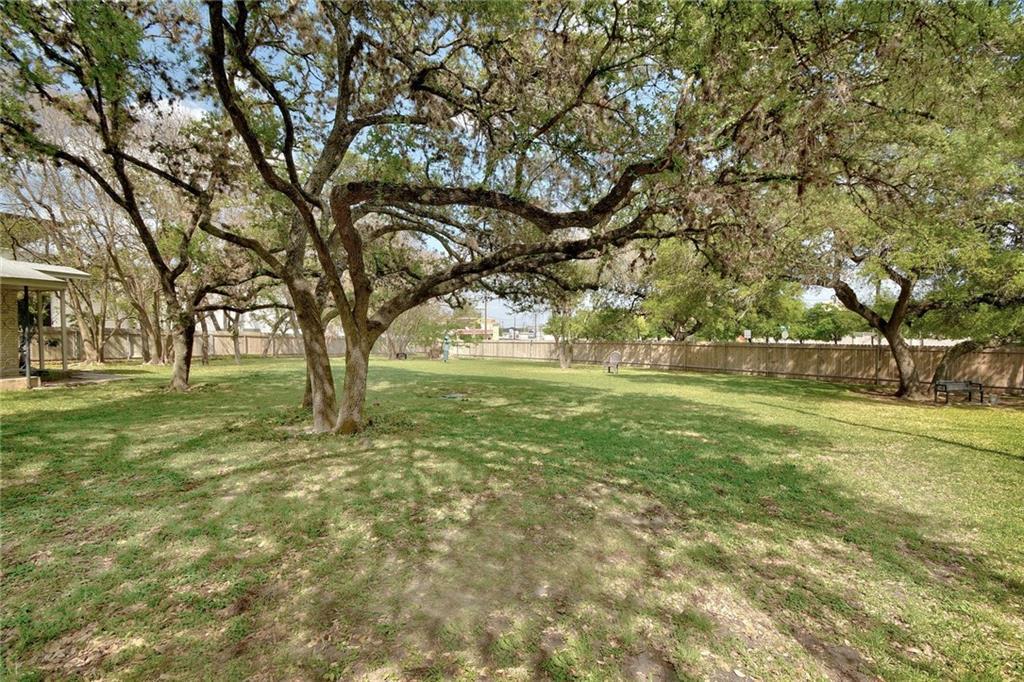 5320 Balcones Dr # H, Austin, TX 78731