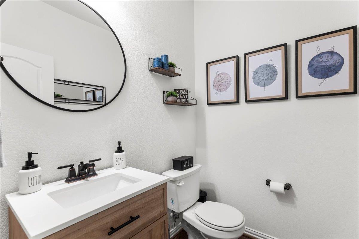 6401 Golden Bough Ln, Pflugerville, TX 78660