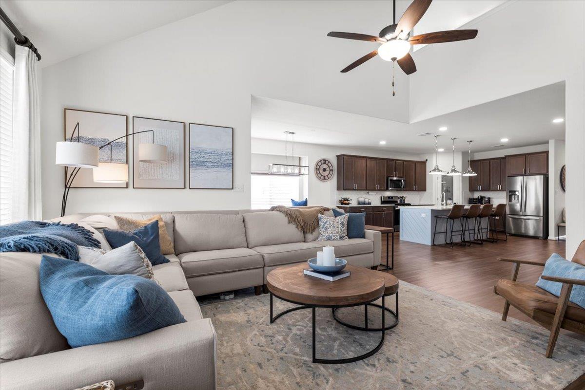 6401 Golden Bough Ln, Pflugerville, TX 78660