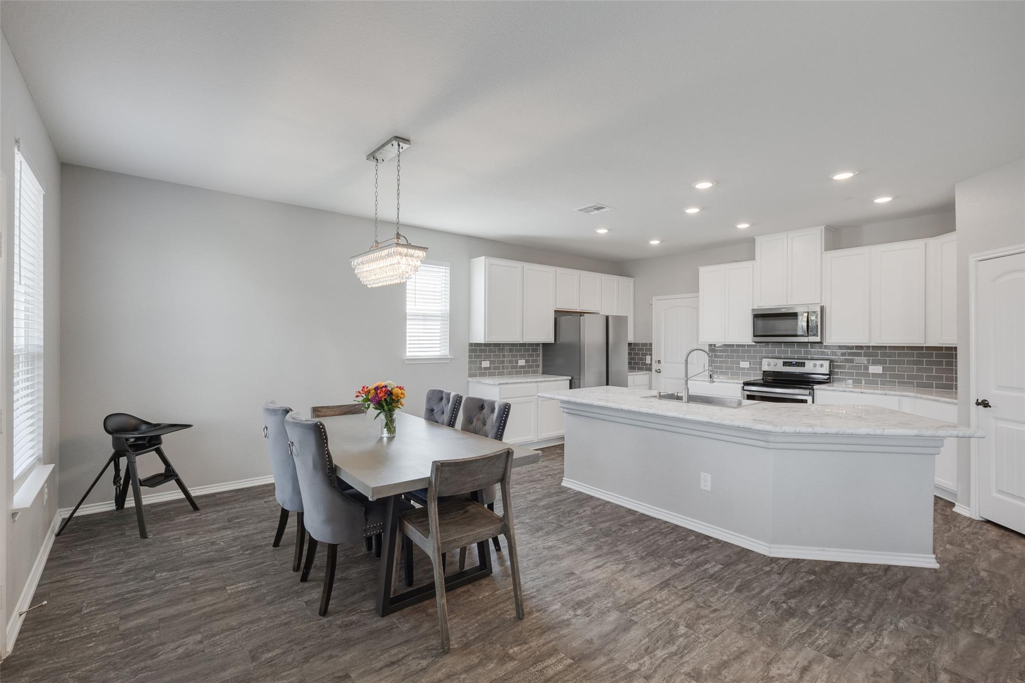 214 Saranac Dr, Elgin, TX 78621