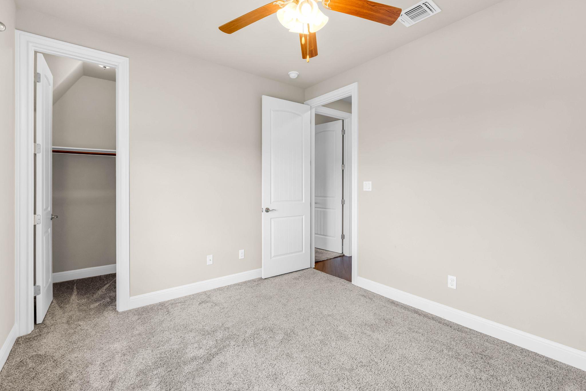 221 Garden Gate Ln, Liberty Hill, TX 78642