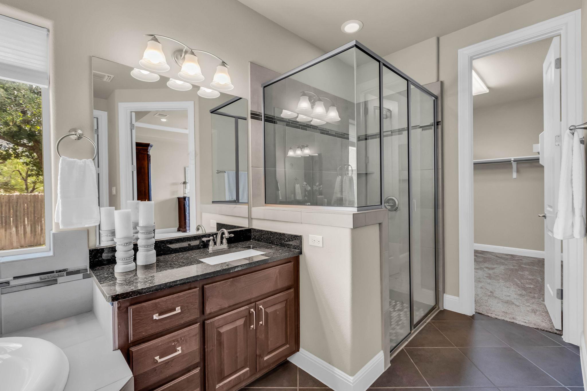 221 Garden Gate Ln, Liberty Hill, TX 78642