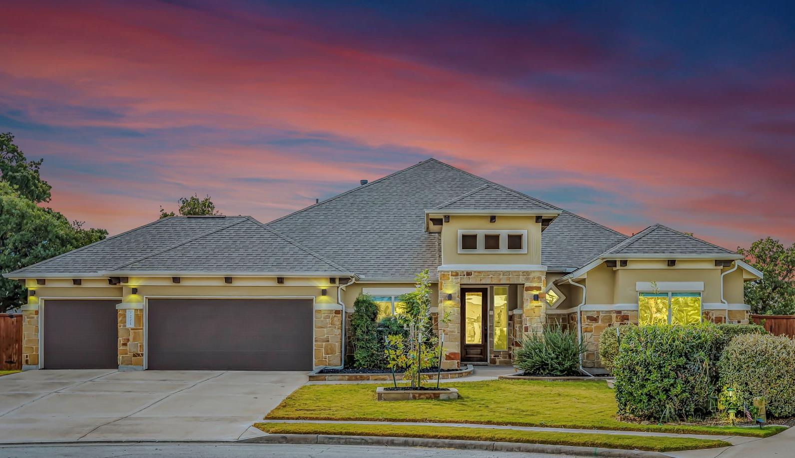 221 Garden Gate Ln, Liberty Hill, TX 78642