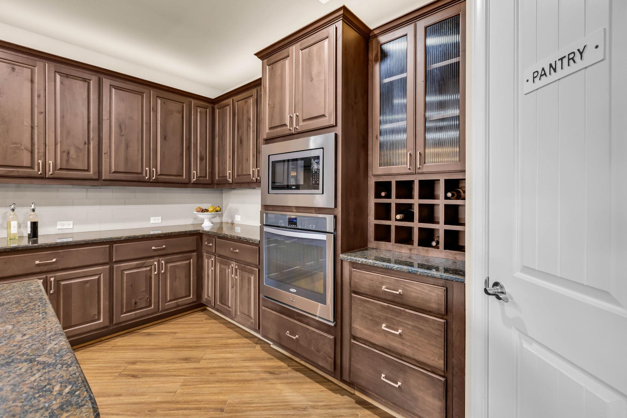 221 Garden Gate Ln, Liberty Hill, TX 78642