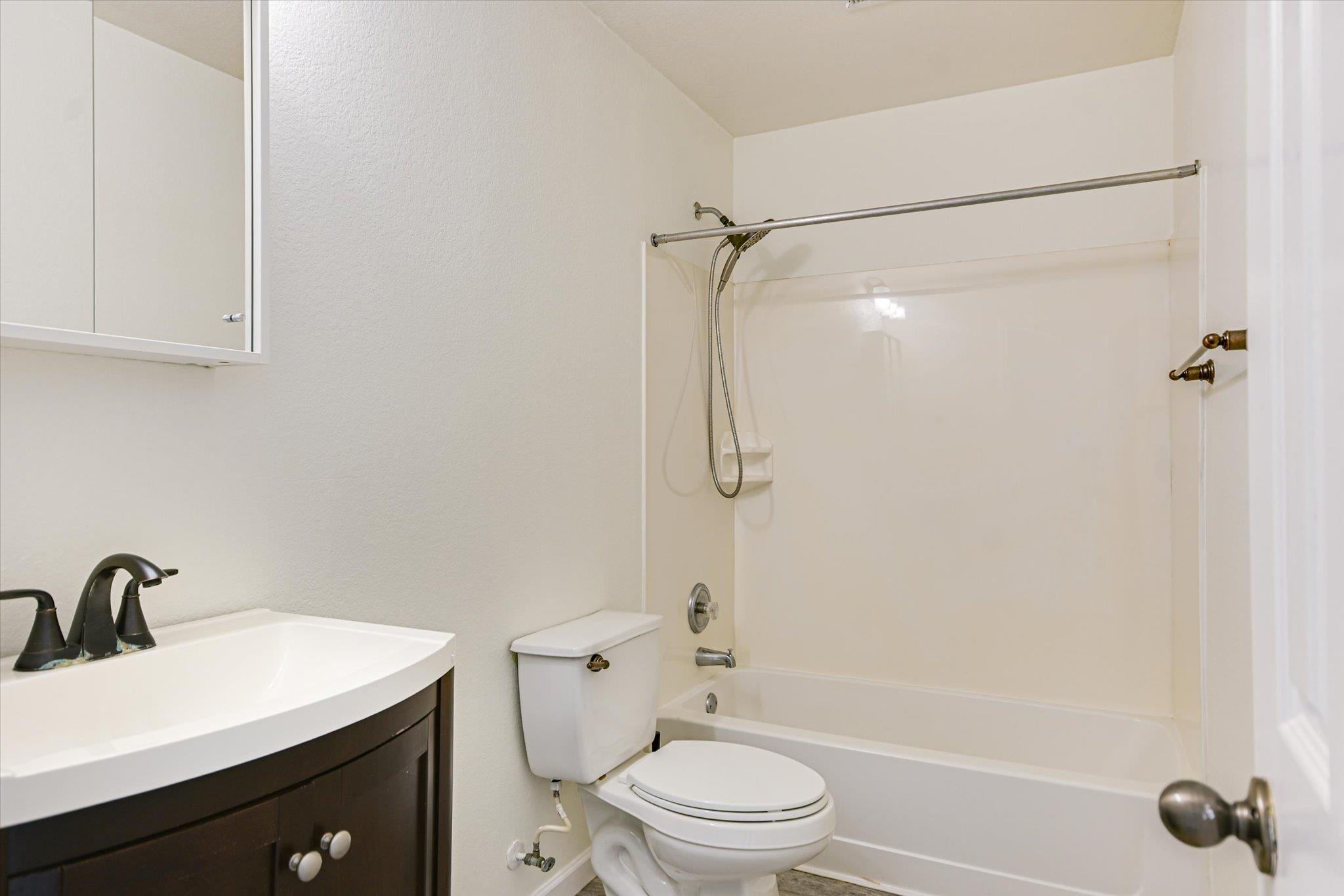 905 Balmoral Castle Ct, Pflugerville, TX 78660