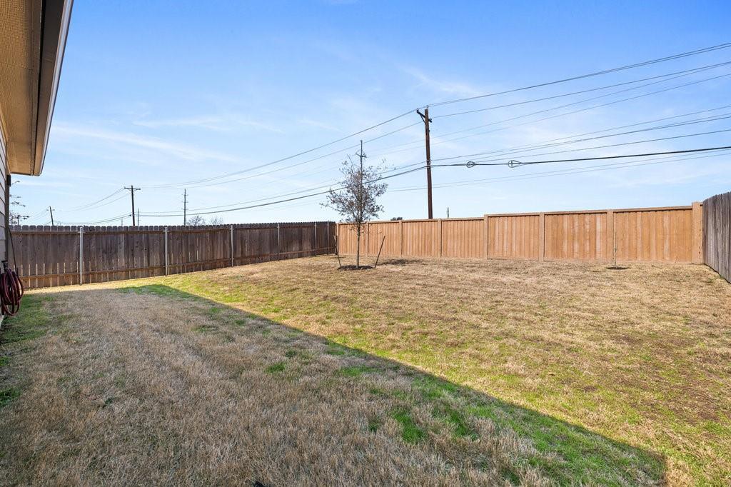 2471 Sunrise Rd # 16, Round Rock, TX 78664