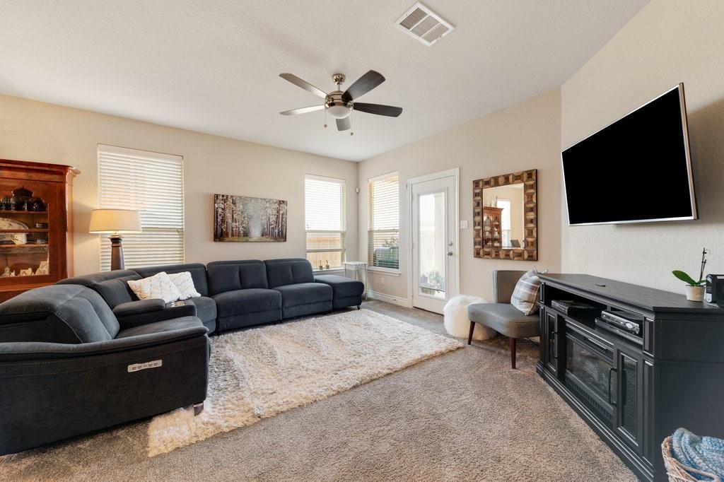 2471 Sunrise Rd # 16, Round Rock, TX 78664