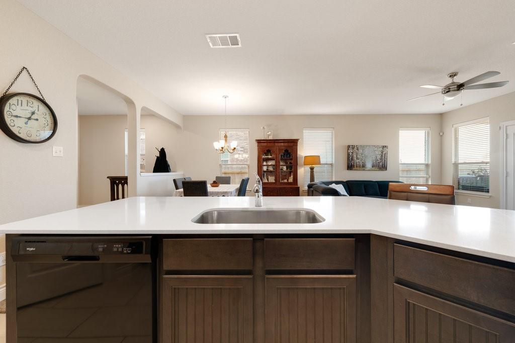 2471 Sunrise Rd # 16, Round Rock, TX 78664