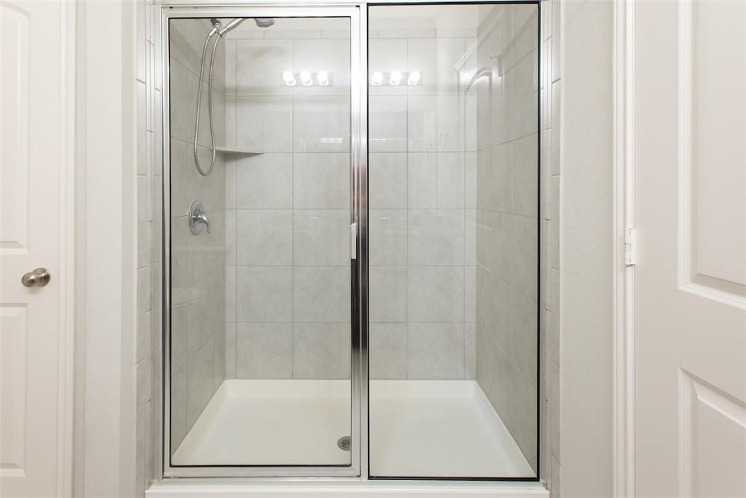 163 Palm Dr, Buda, TX 78610