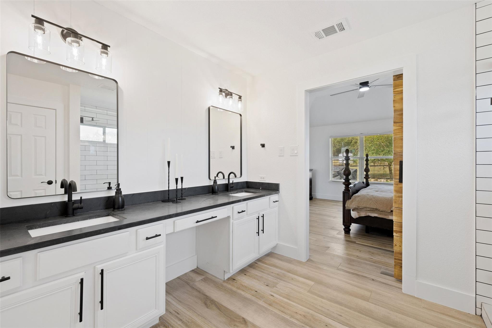 213 Beauchamp Rd, Dripping Springs, TX 78620