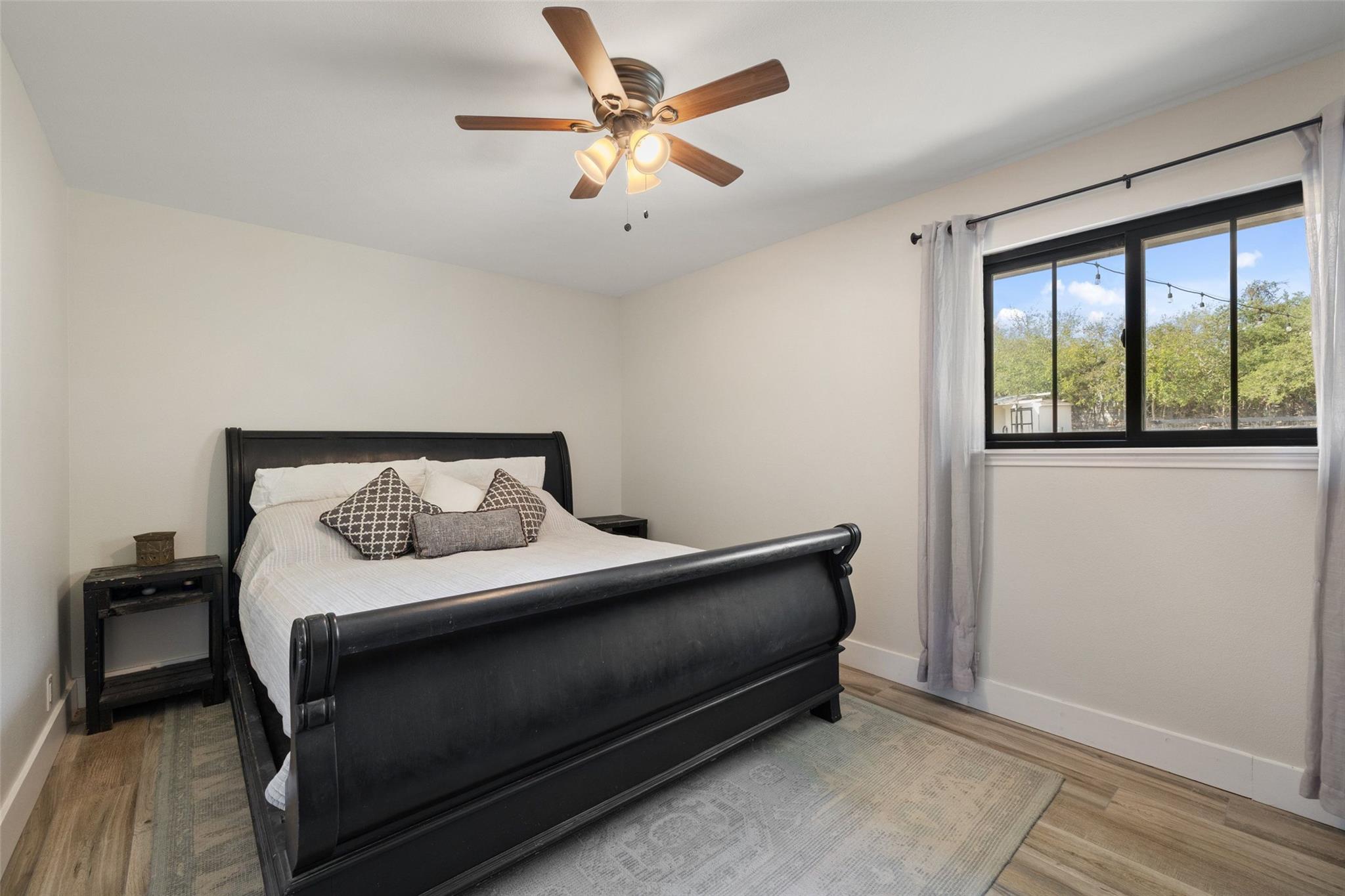 213 Beauchamp Rd, Dripping Springs, TX 78620