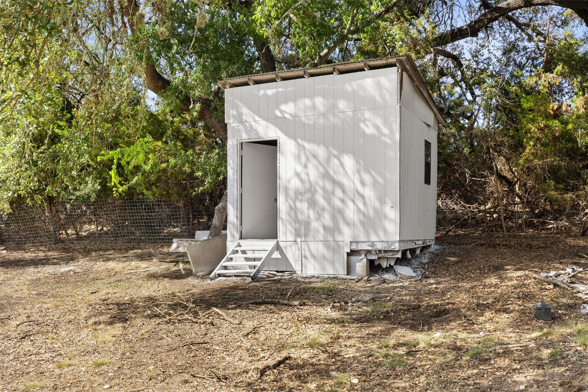 213 Beauchamp Rd, Dripping Springs, TX 78620