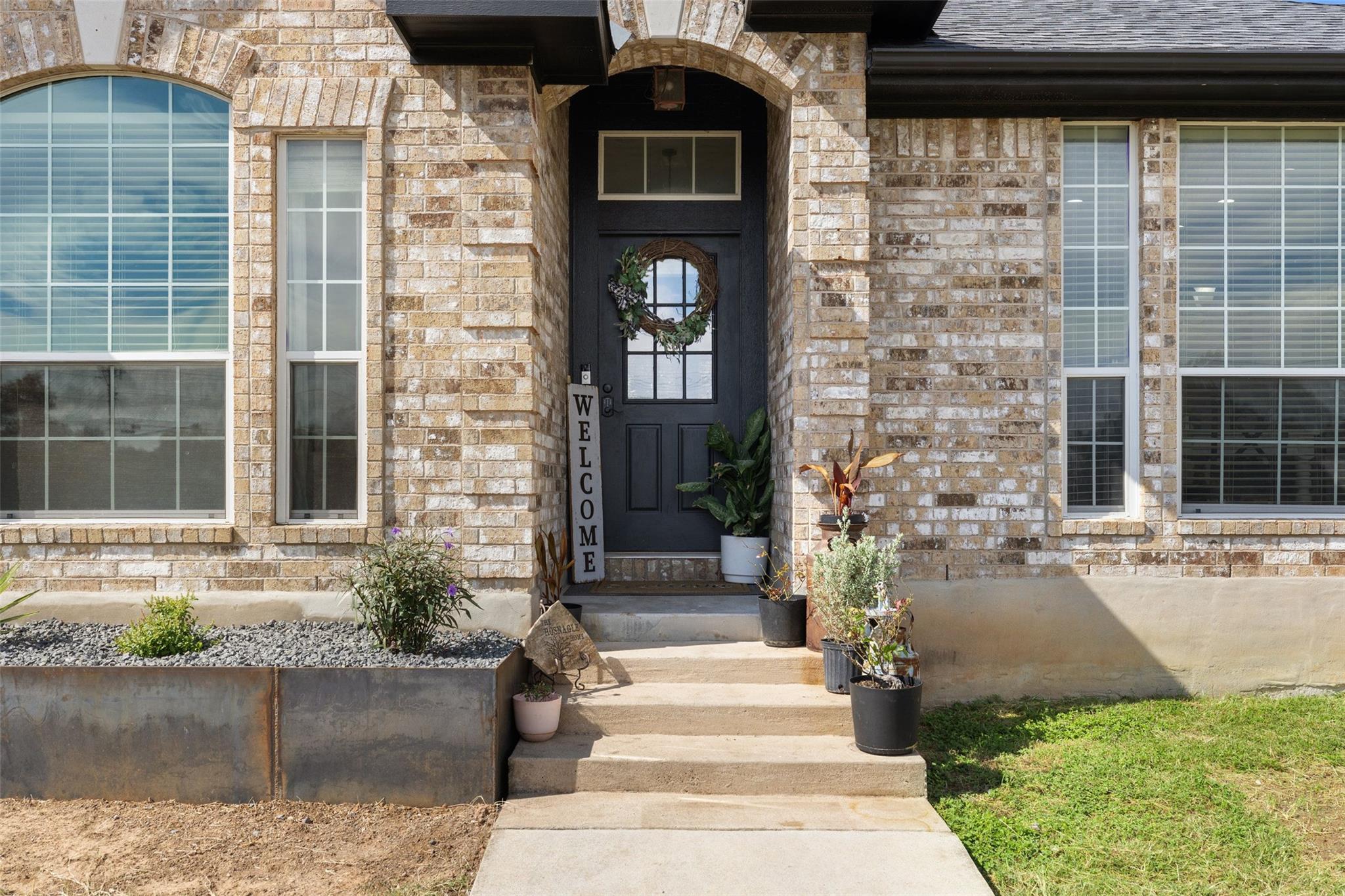 213 Beauchamp Rd, Dripping Springs, TX 78620