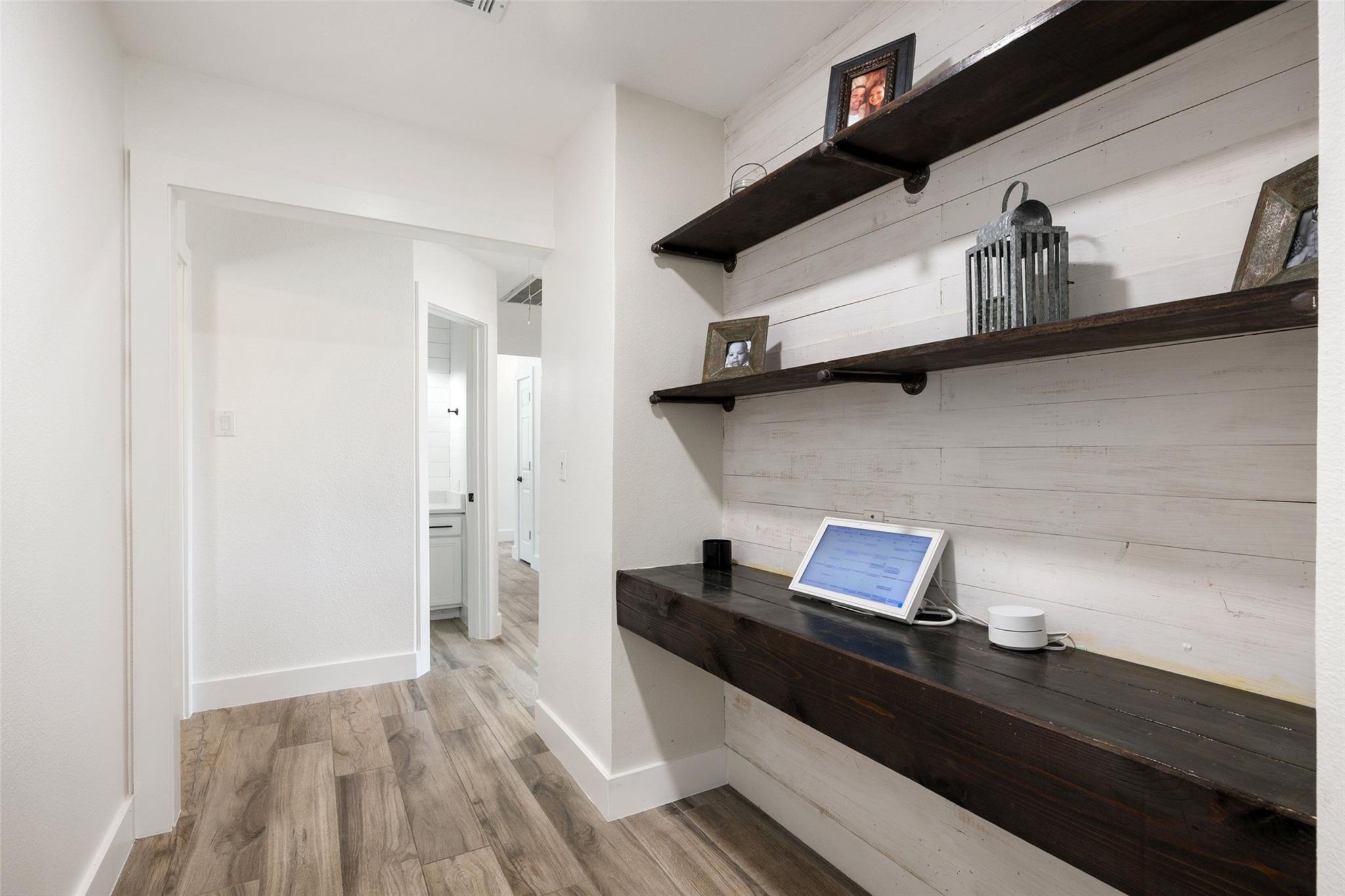 213 Beauchamp Rd, Dripping Springs, TX 78620