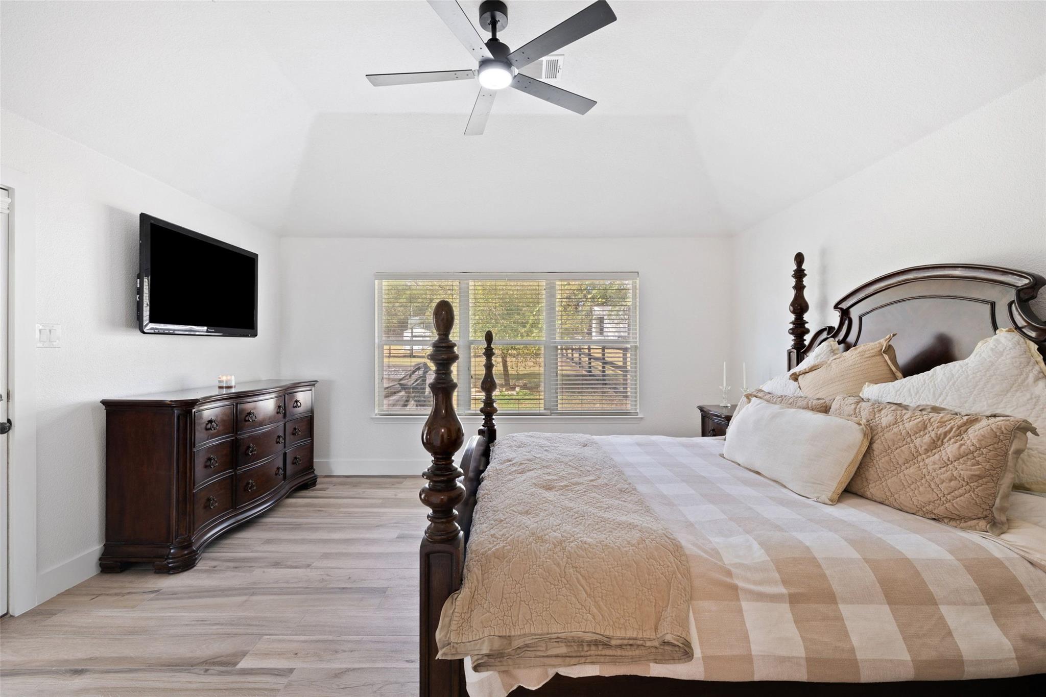 213 Beauchamp Rd, Dripping Springs, TX 78620