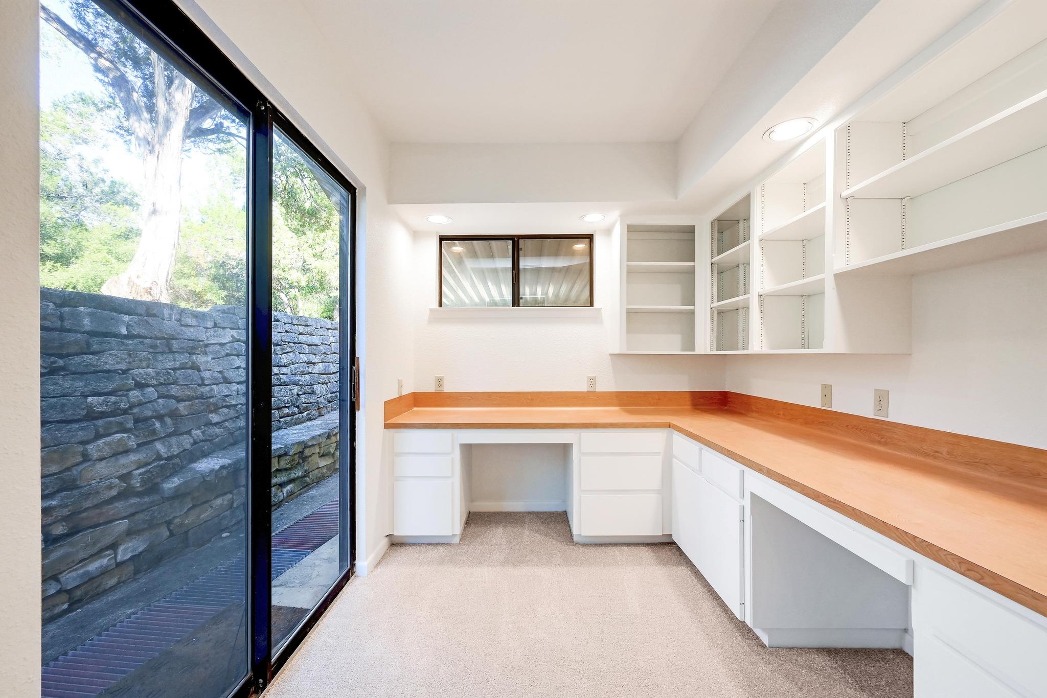 6820 N Cypress Point # 22, Austin, TX 78746