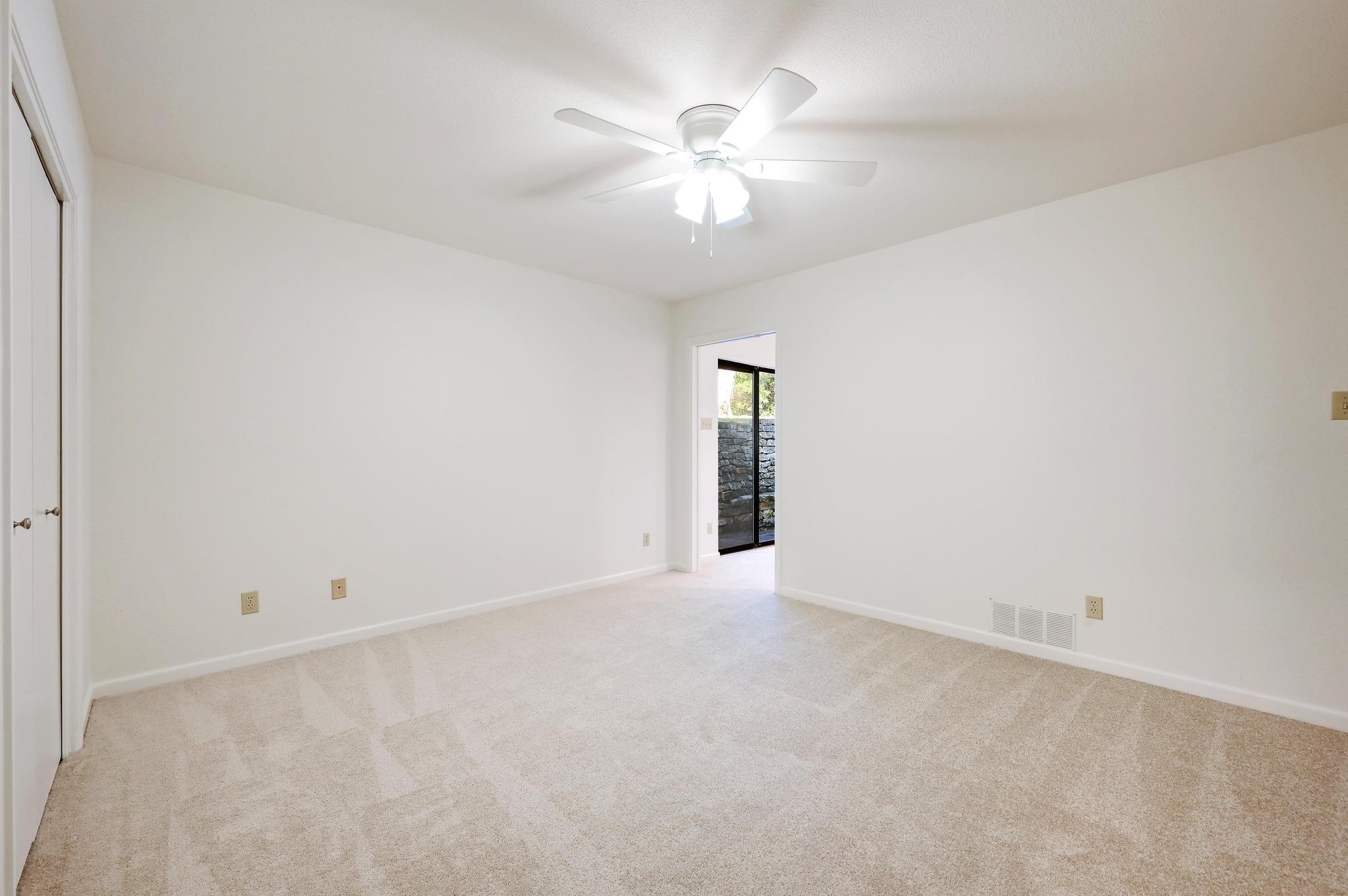 6820 N Cypress Point # 22, Austin, TX 78746