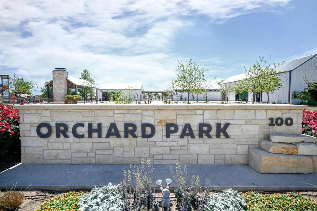 228 W WildSage Ln, Liberty Hill, TX 78642