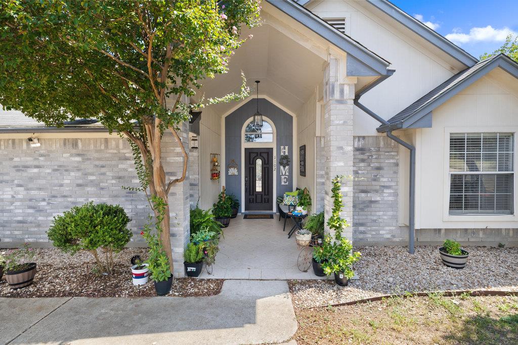1102 Oak Hollow Dr, Leander, TX 78641