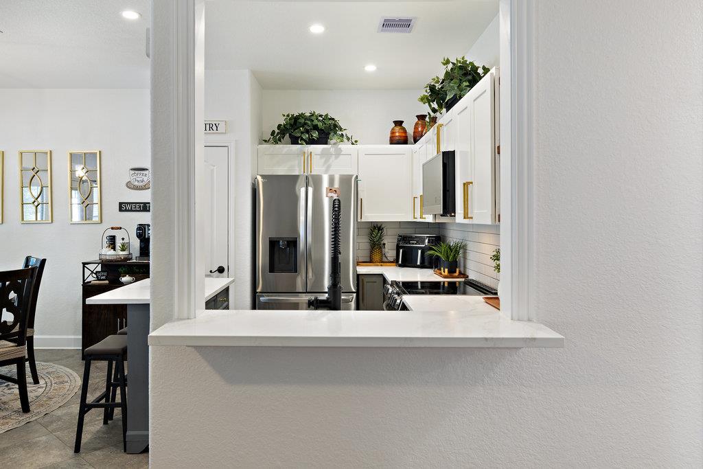 1102 Oak Hollow Dr, Leander, TX 78641