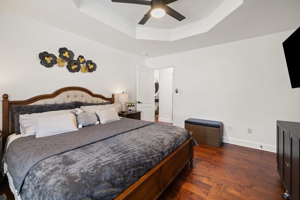 1102 Oak Hollow Dr, Leander, TX 78641