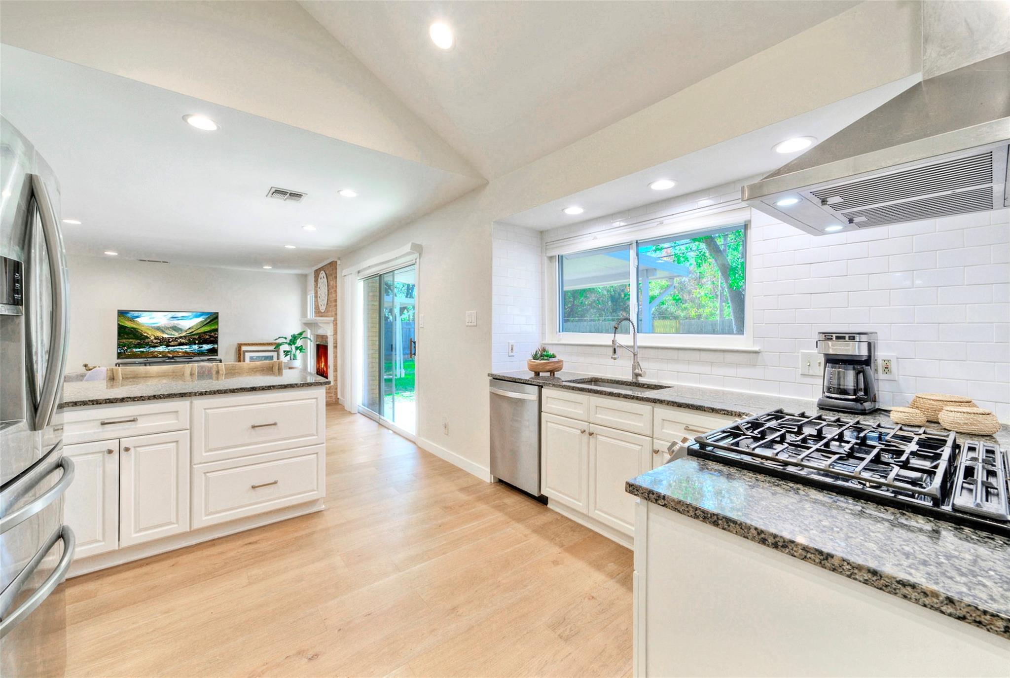 4601 Bilboa Dr, Austin, TX 78759