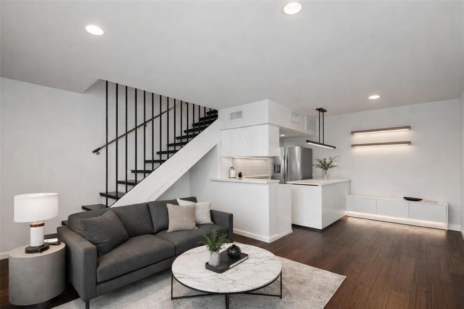 3110 Red River St # 220, Austin, TX 78705