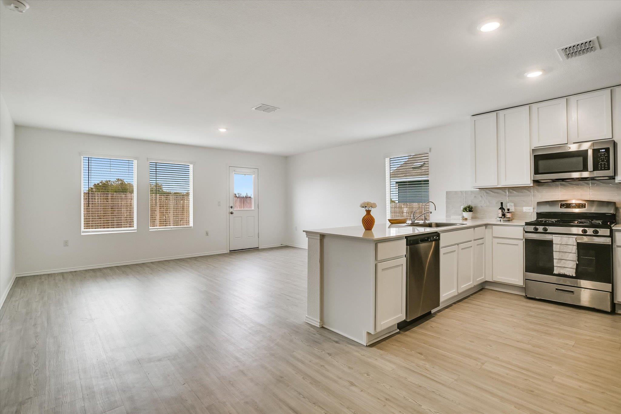 2616 Schwartz Ln, Pflugerville, TX 78660