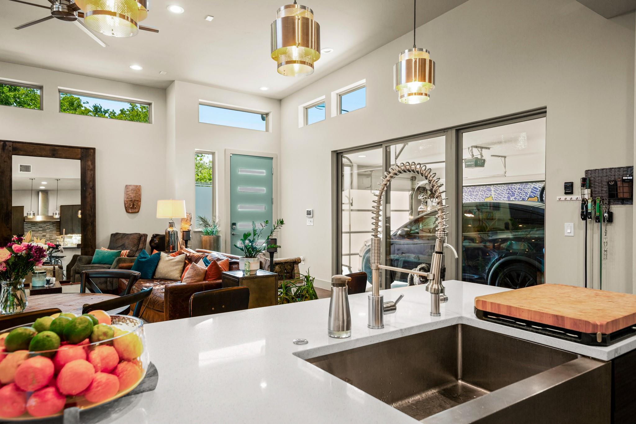 3005 E Martin Luther King Jr Blvd, Austin, TX 78702