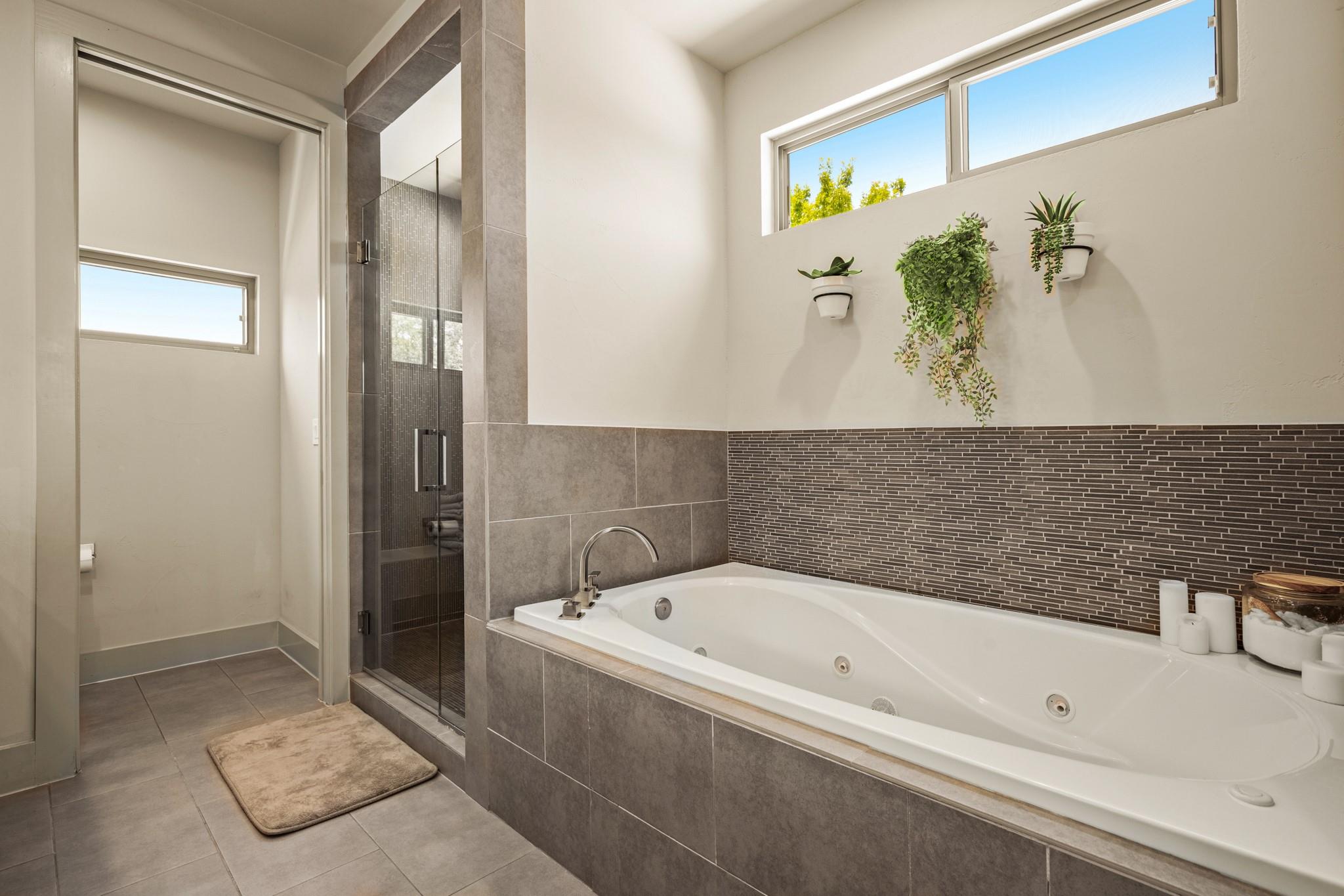 3005 E Martin Luther King Jr Blvd, Austin, TX 78702