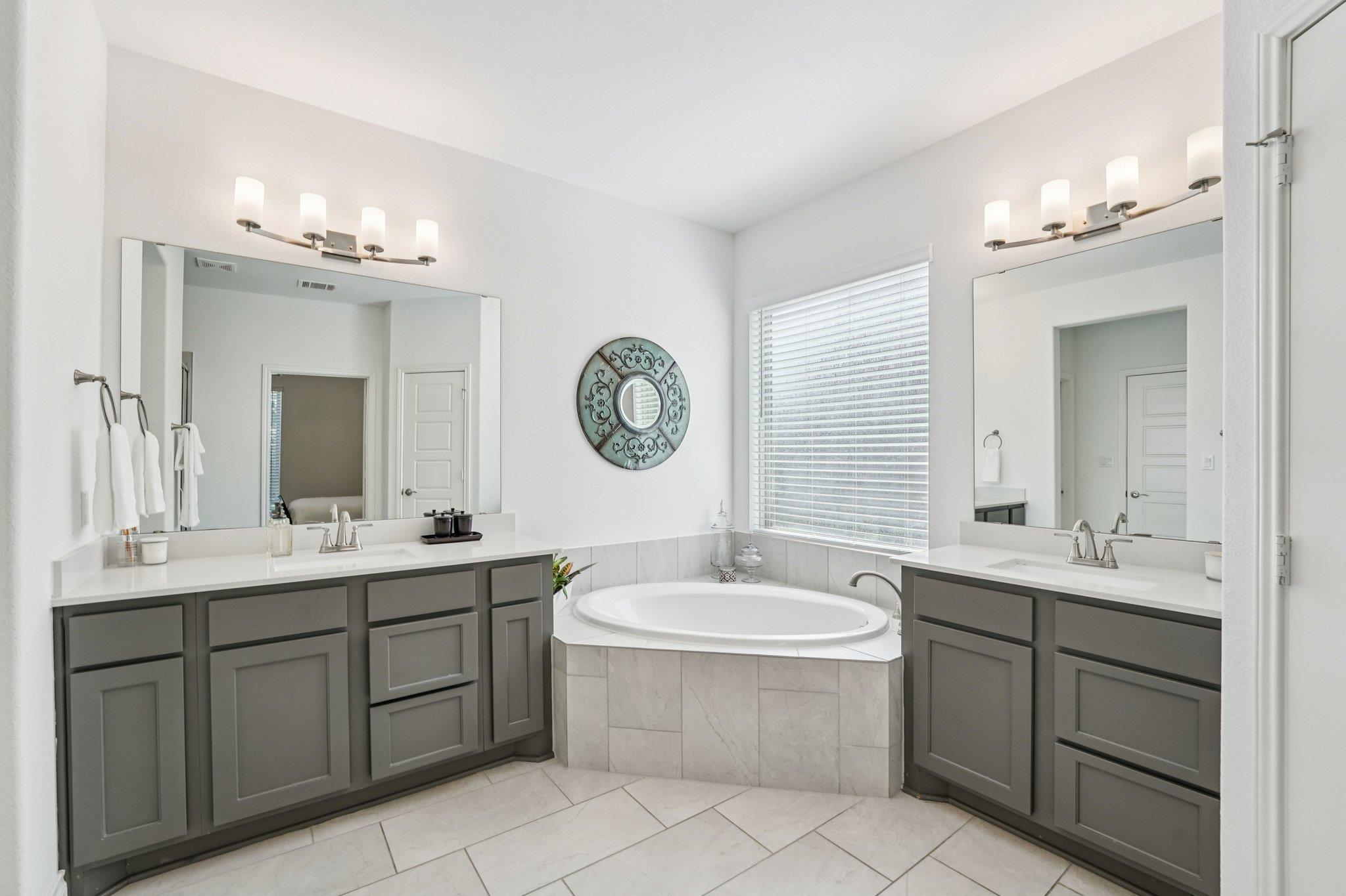 1917 Woolsey Way, Leander, TX 78641