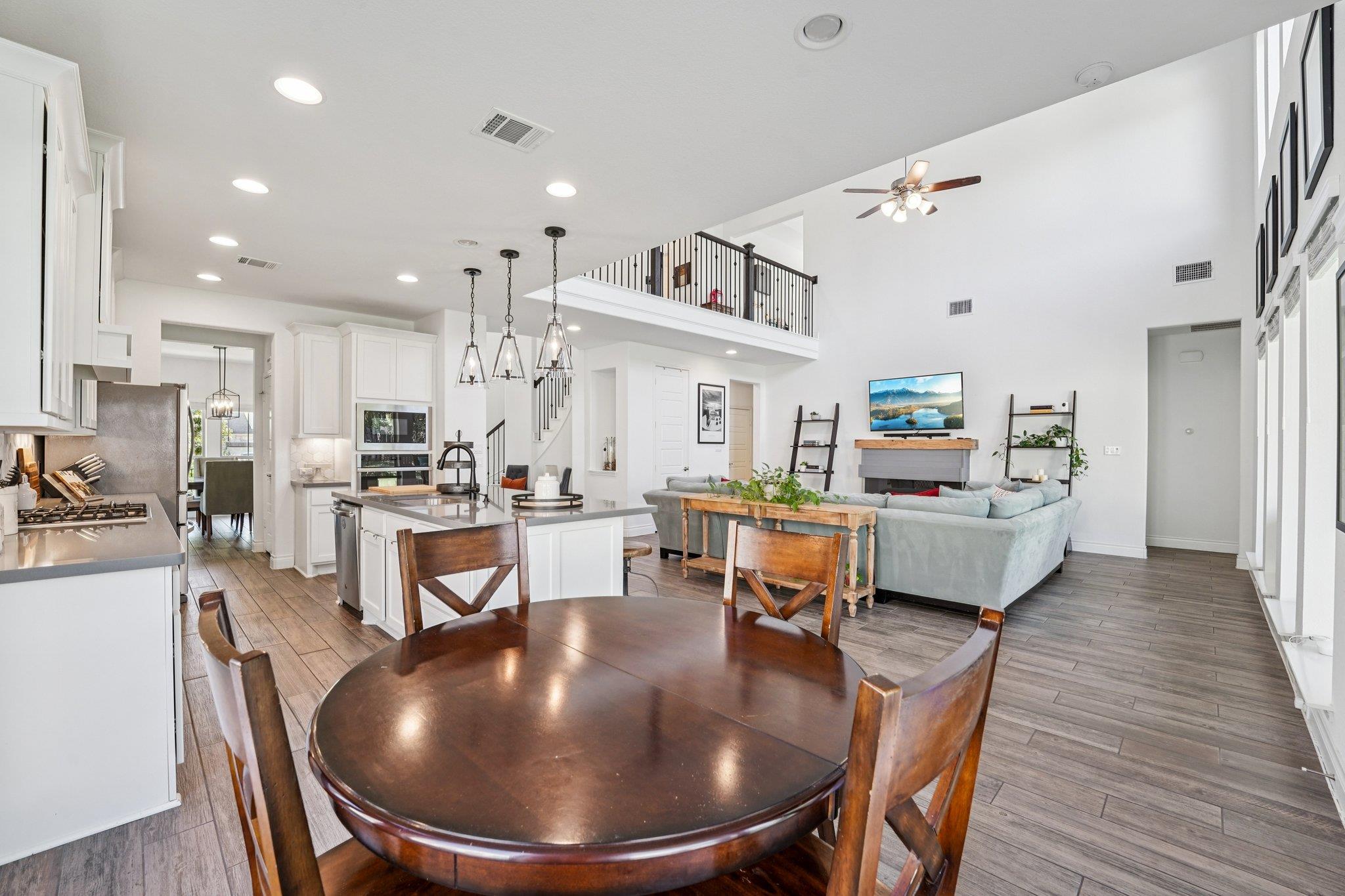 1917 Woolsey Way, Leander, TX 78641