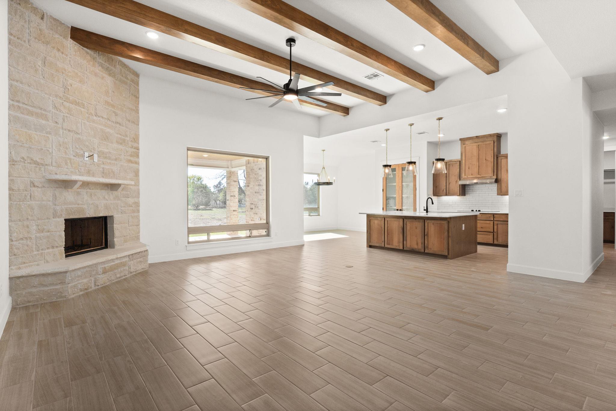 949 County Road 3152, Kempner, TX 76539