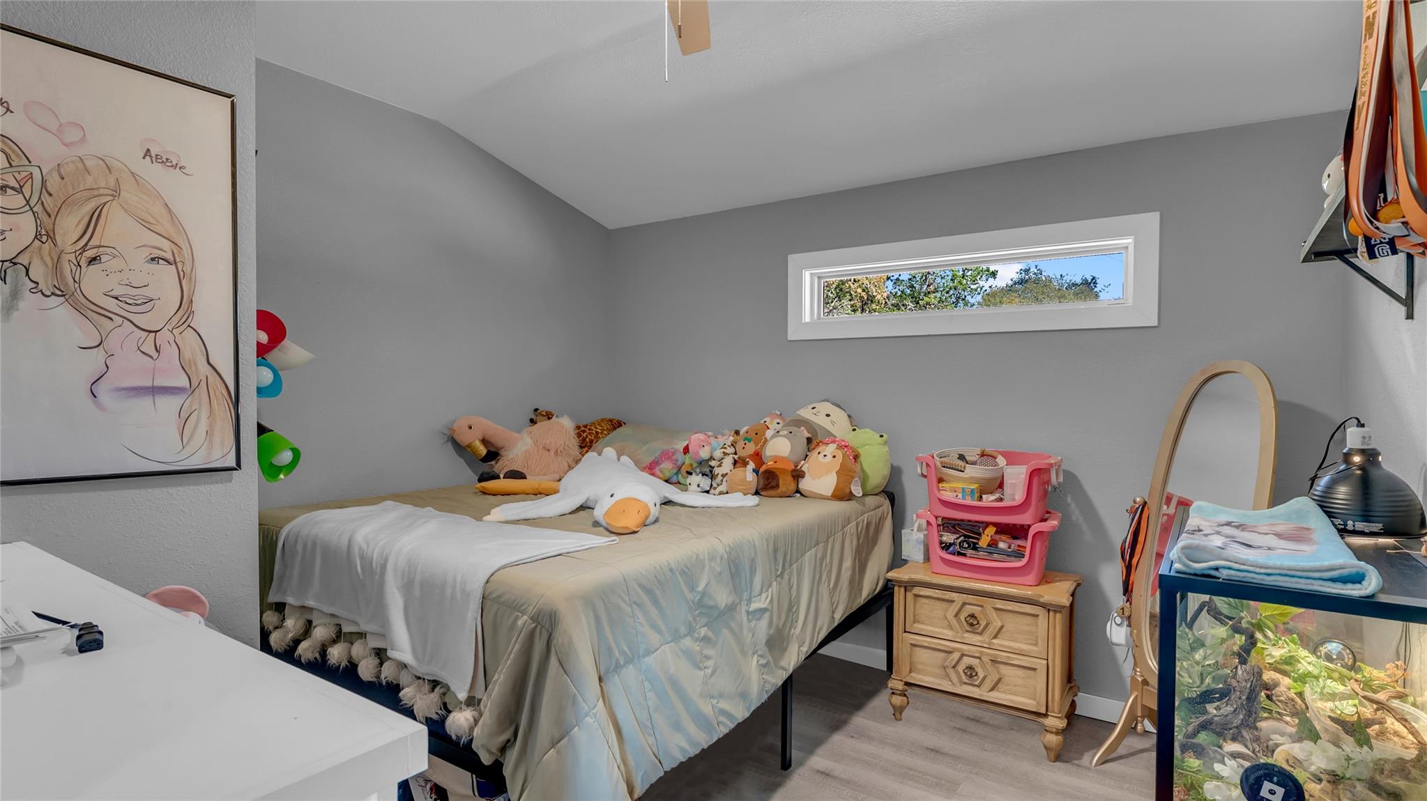 111 W Lakeshore Dr, Sunrise Beach Village, TX 78643