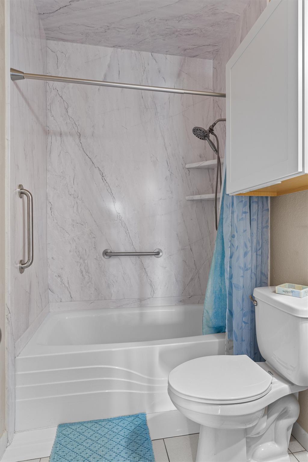 281 Lemens Ave, Hutto, TX 78634