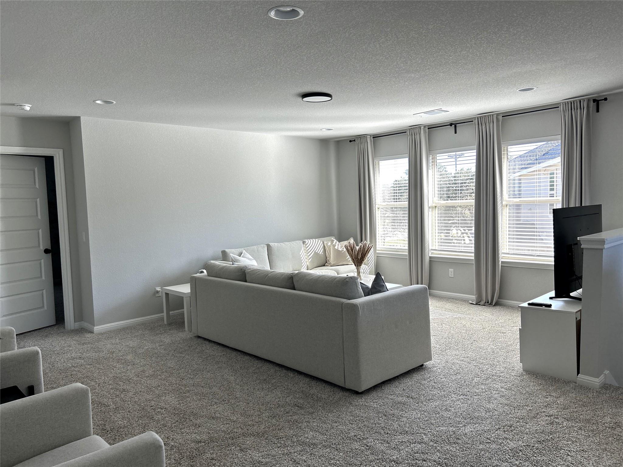 700 Hays Hill Dr # 1, Georgetown, TX 78633