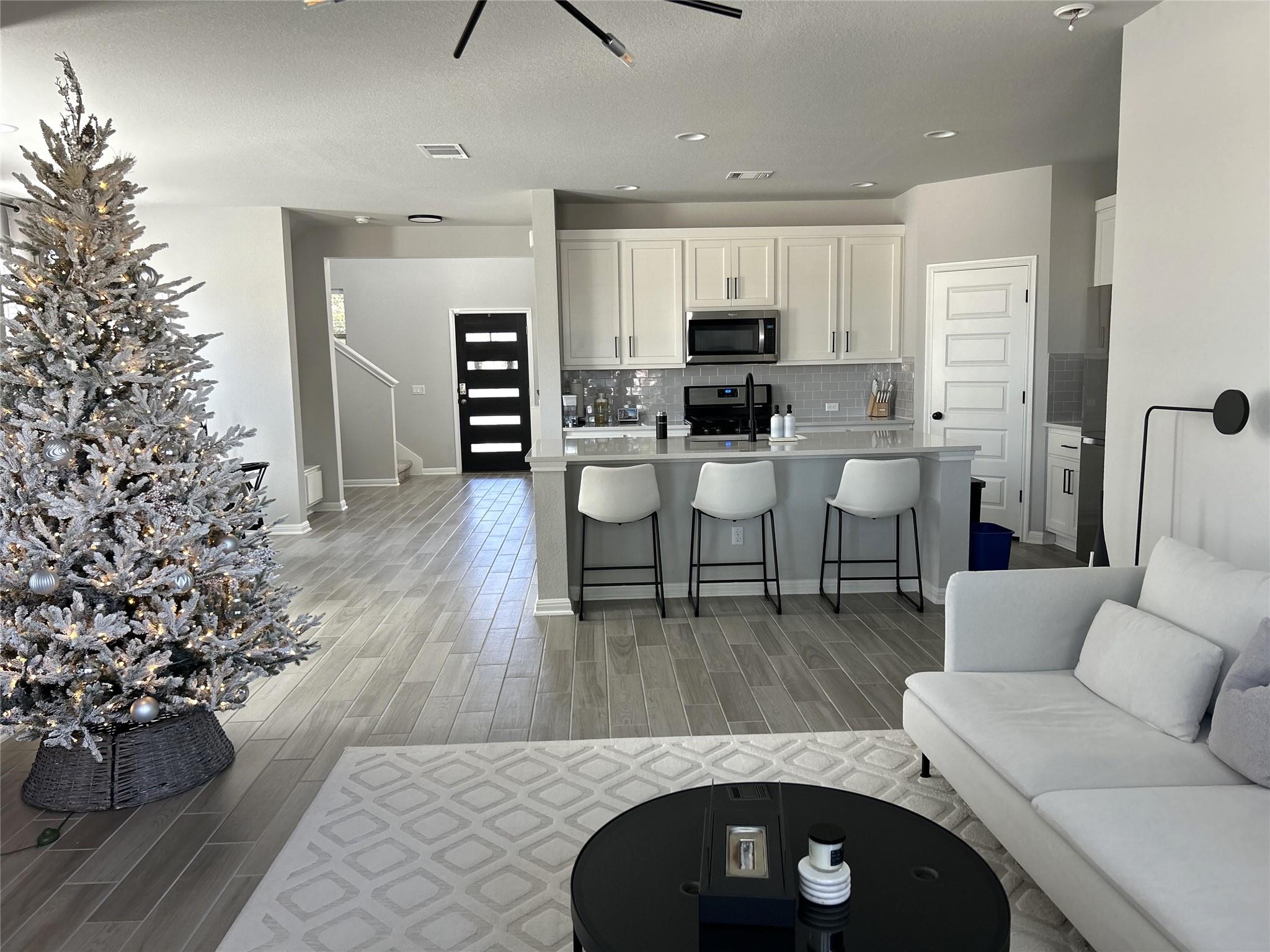 700 Hays Hill Dr # 1, Georgetown, TX 78633