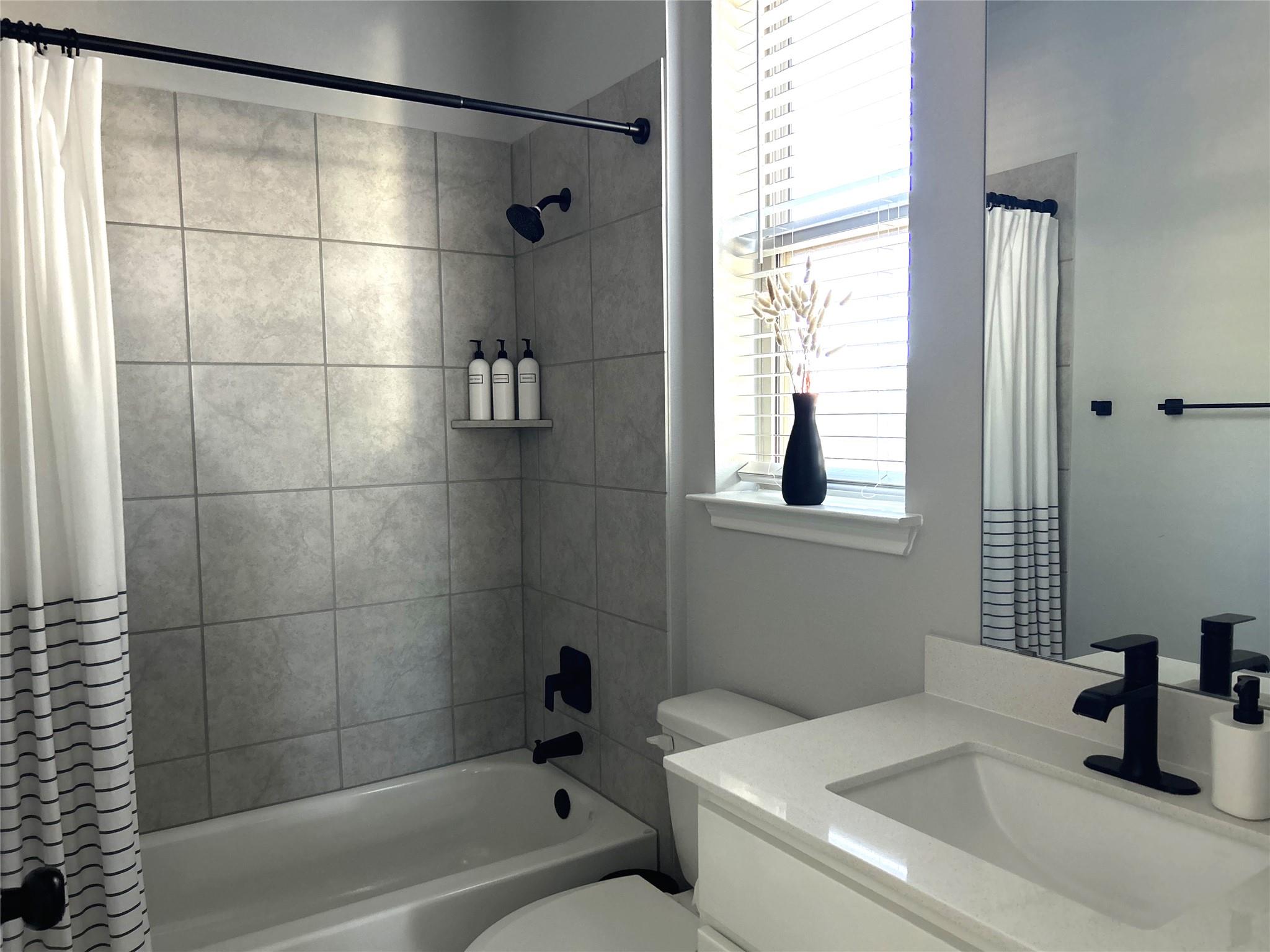 700 Hays Hill Dr # 1, Georgetown, TX 78633