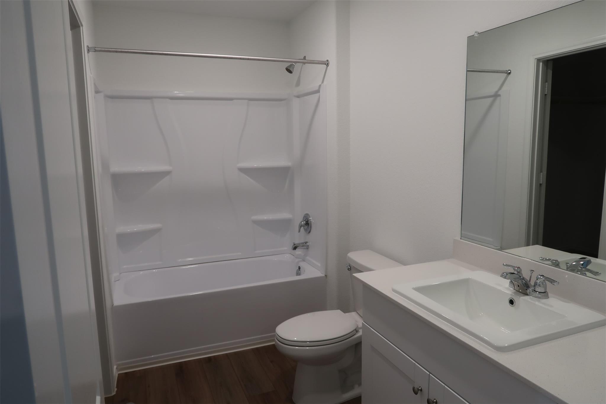 716 Commander Abbott Dr, Jarrell, TX 76537