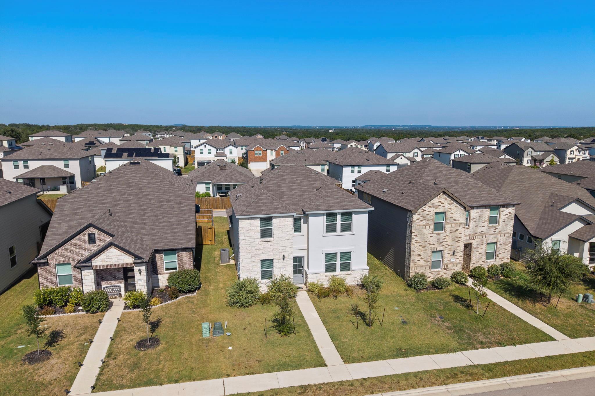 768 Long Run, Liberty Hill, TX 78642